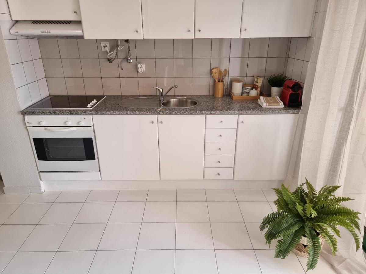 Apartamento Encantador Com Piscina Aquecida Портіман Екстер'єр фото