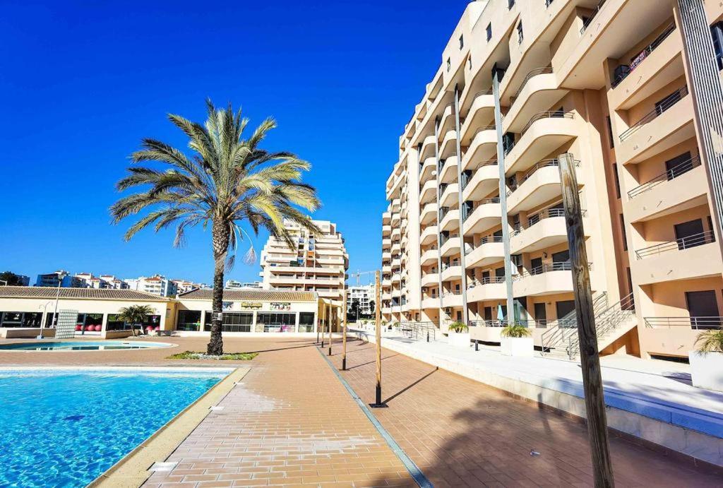Apartamento Encantador Com Piscina Aquecida Портіман Екстер'єр фото